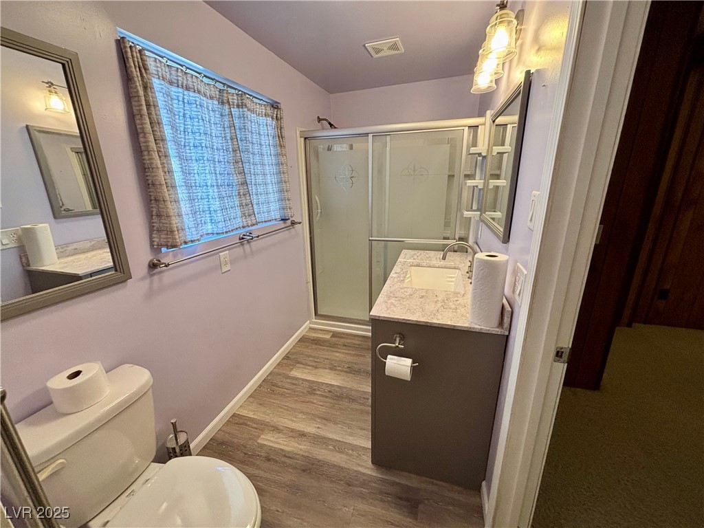 Las Vegas, Nevada 89156, United States, 2 Bedrooms Bedrooms, ,2 BathroomsBathrooms,Residential,Active,235515