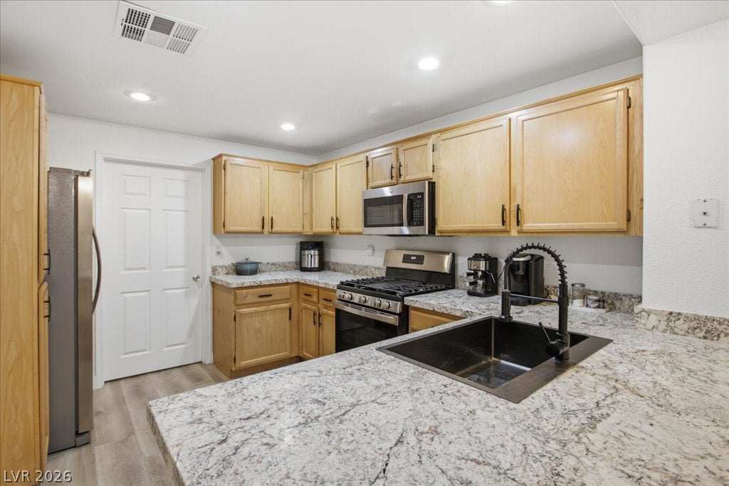 10231 Deerfield Beach Avenue 102