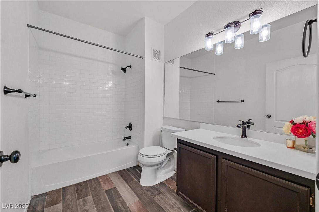 Las Vegas, Nevada 89128, United States, 3 Bedrooms Bedrooms, ,2 BathroomsBathrooms,Residential,Active,245774