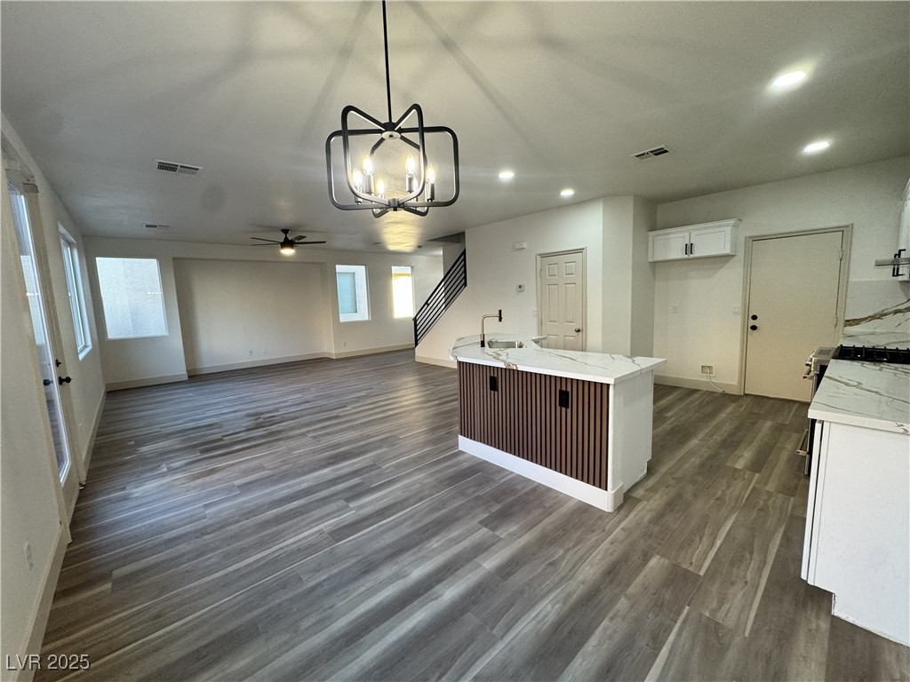 9696 Kampsville Avenue