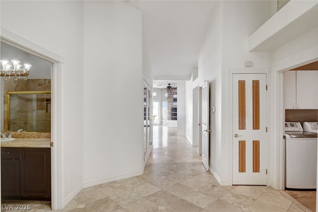 308 Venice Lane