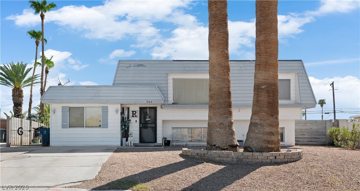 4664 El Canasta Way