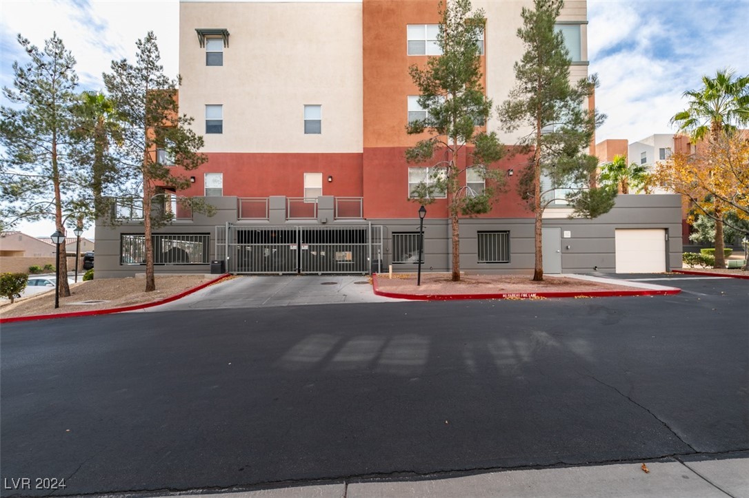 67 E Agate Avenue #202, Las Vegas, Nevada image 4