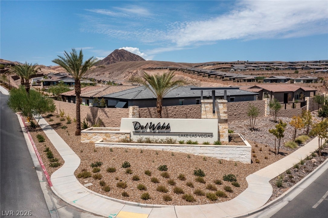 48 Crimson Cactus Avenue
