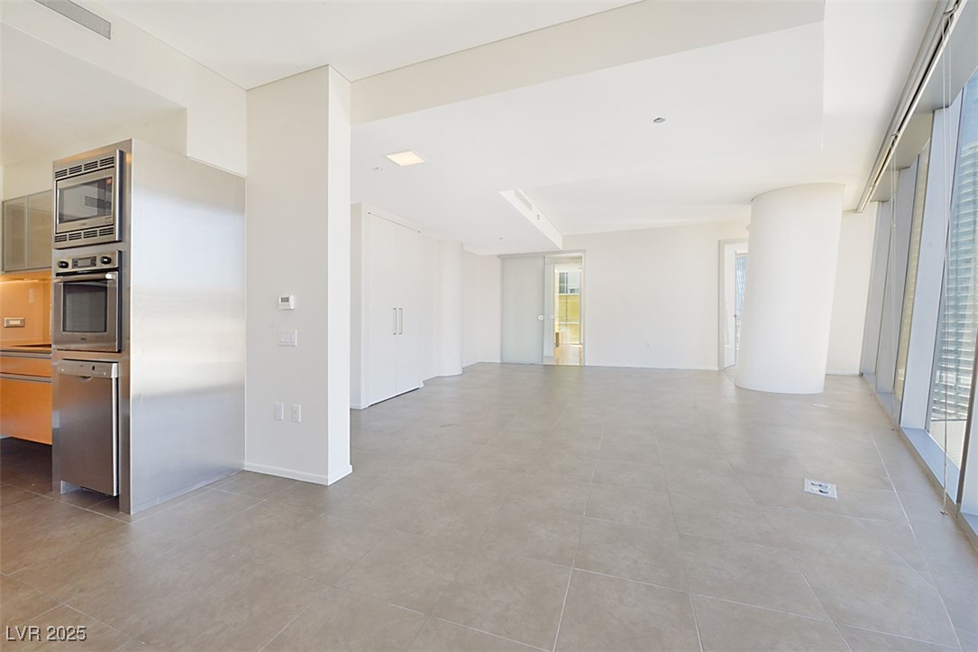 3722 Las Vegas Boulevard 1207