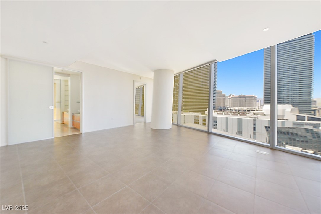 3722 Las Vegas Boulevard 1207