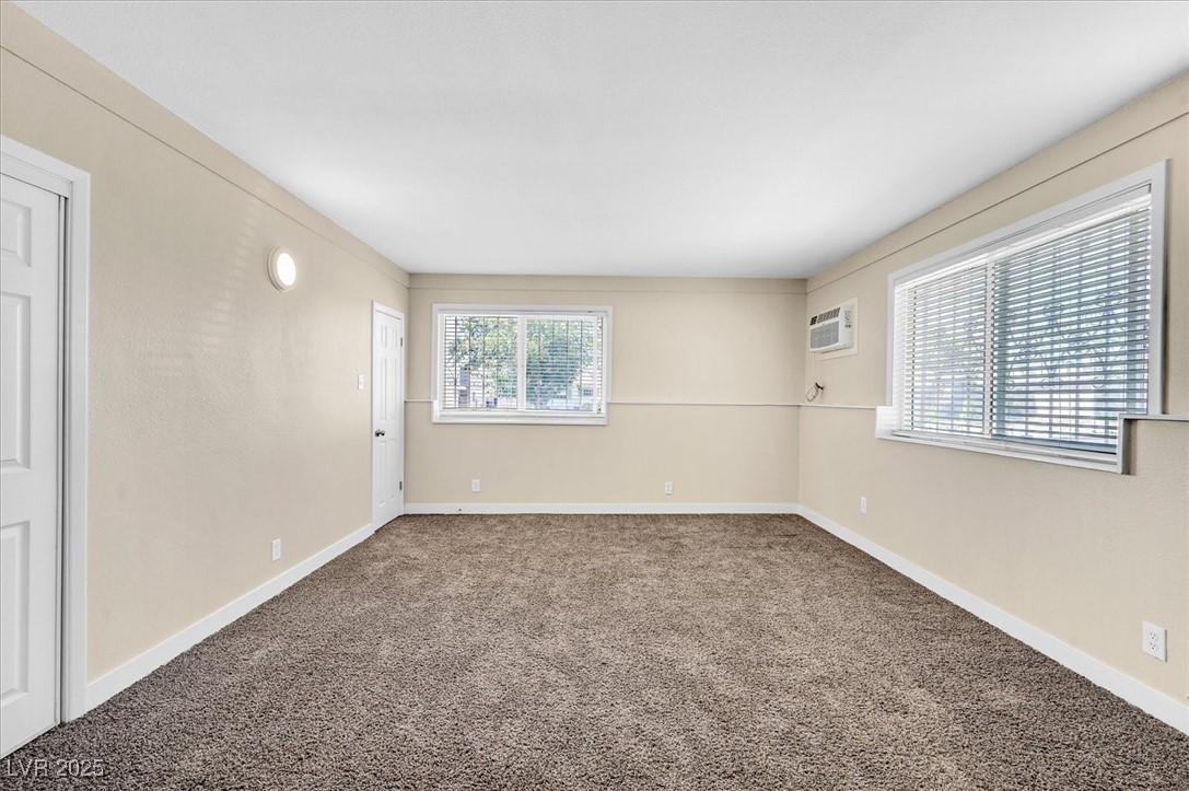 Las Vegas, Nevada 89107, United States, 4 Bedrooms Bedrooms, ,2 BathroomsBathrooms,Residential,Active,195931