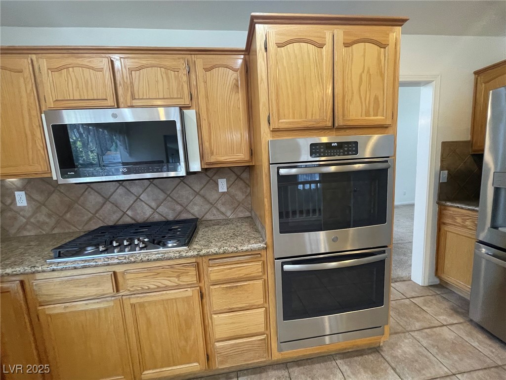 2253 Pine Forest Court