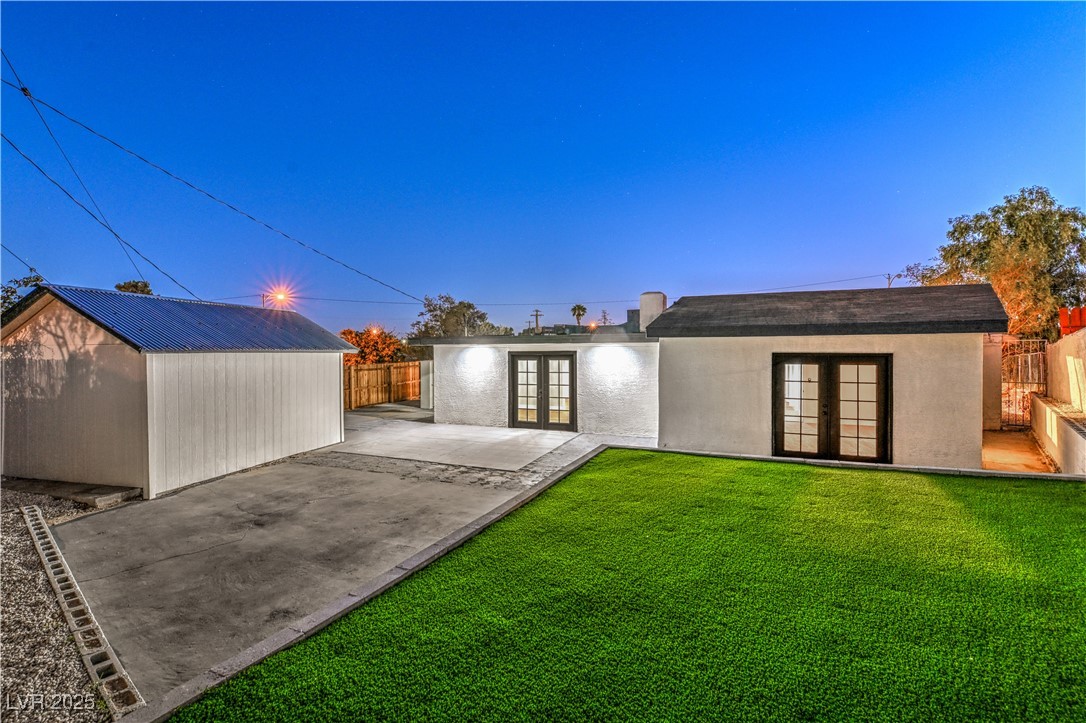 1914 Capistrano Avenue