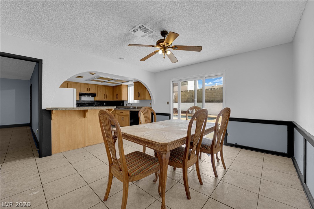 416 E Barrett Street