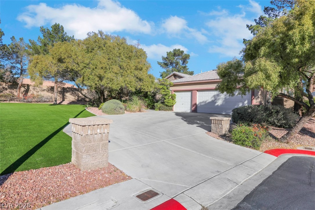 7392 Shady Breeze Court