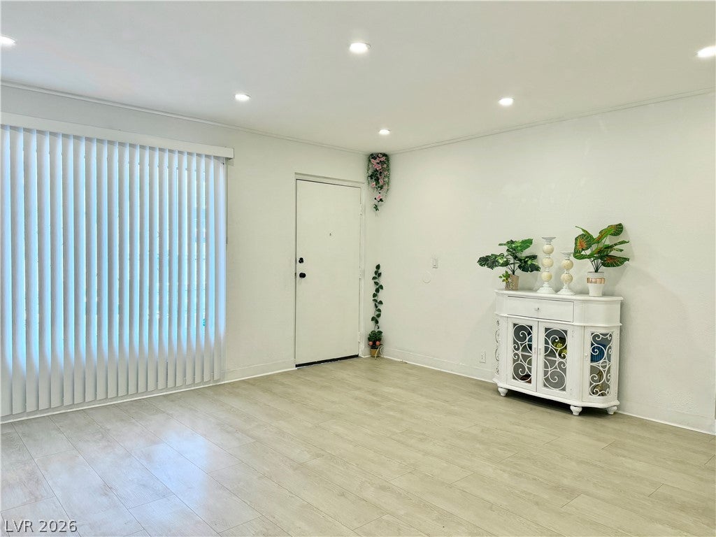 575 S Royal Crest Circle 7