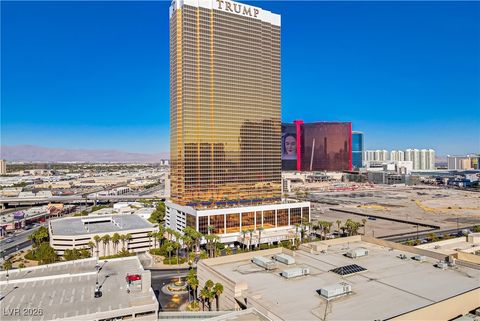 Photo of 2000 N Fashion Show Drive #3118, Las Vegas, NV 89109 (MLS # 2744437)