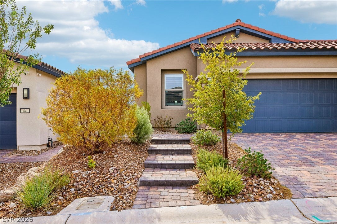 60 Stone Bluff Lane