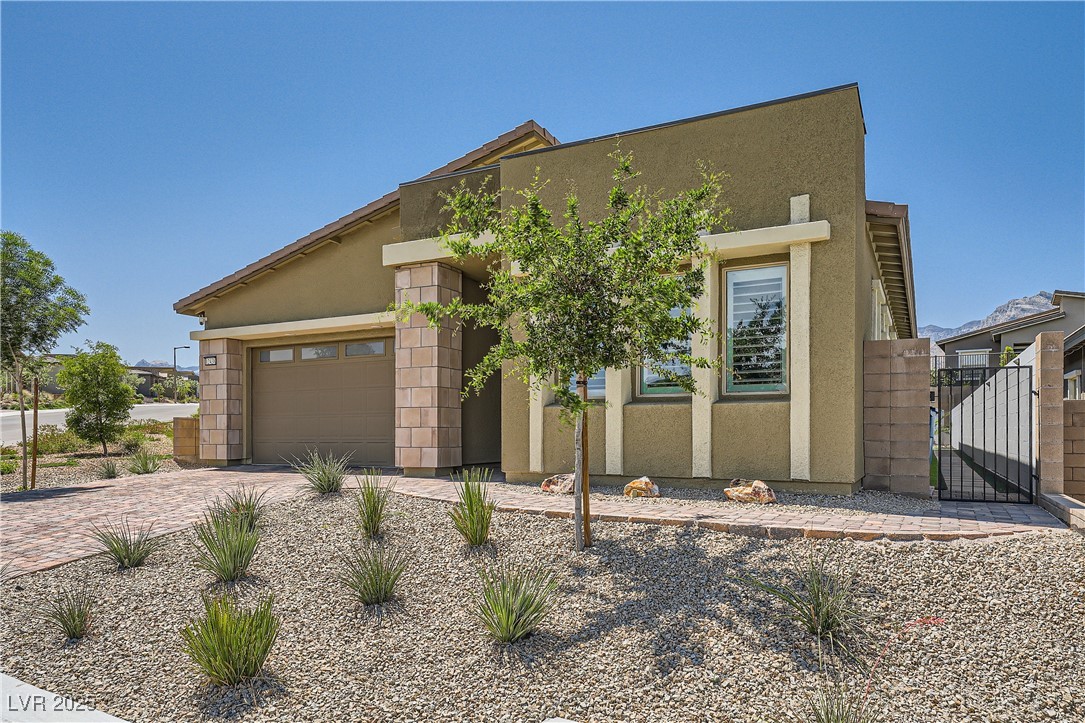 12438 Heritage Bend Drive