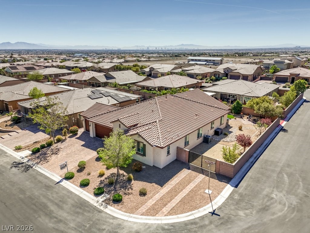 9805 YELLOW SHADOW Avenue