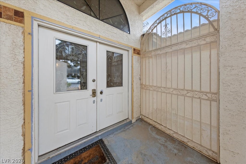 5705 Palma Del Sol Way