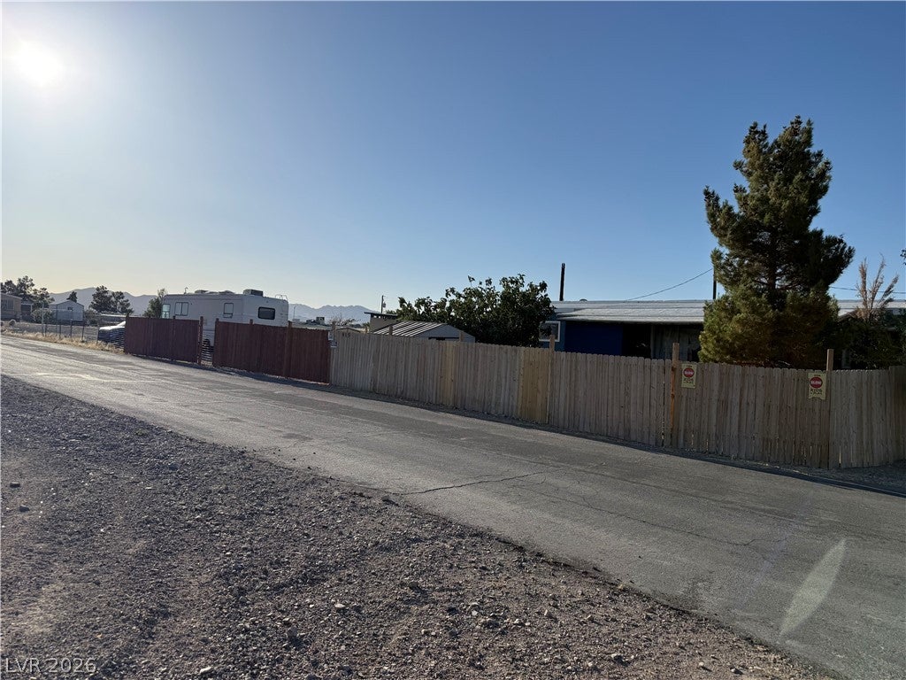 975 Sky Road