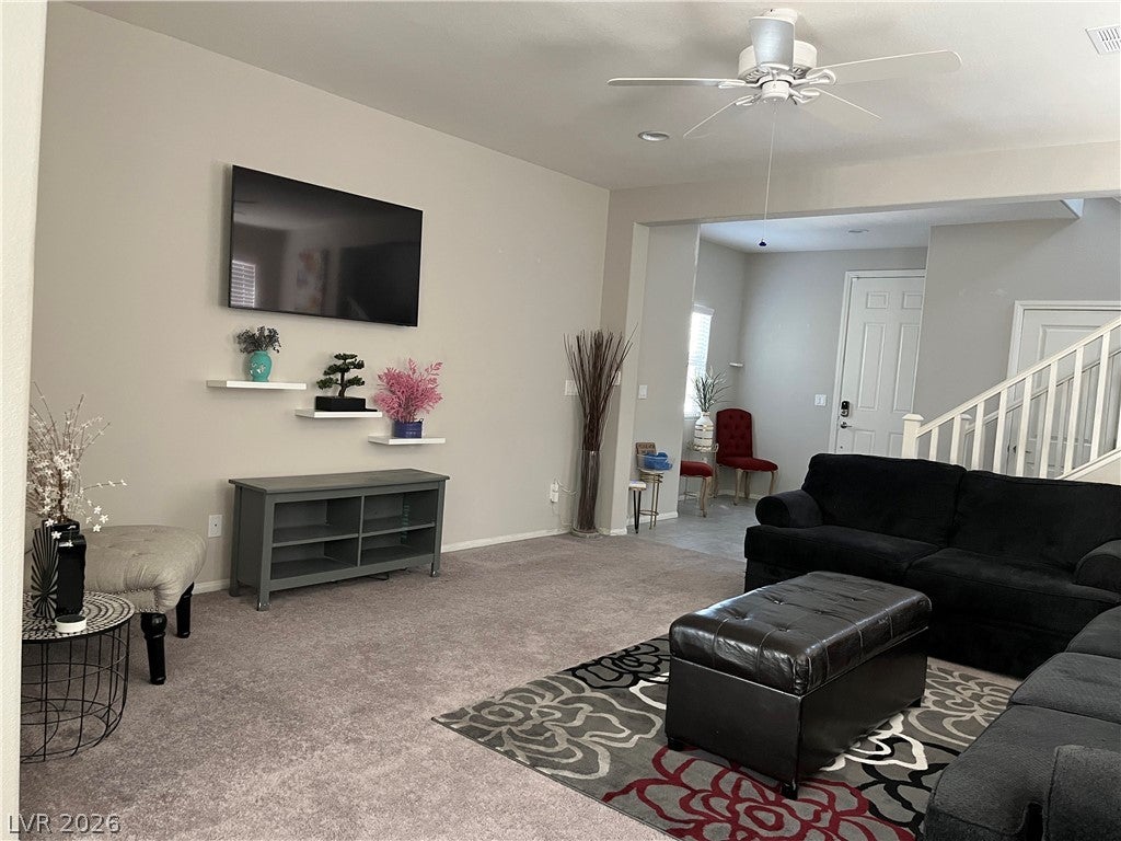 1217 W Arc Dome Avenue