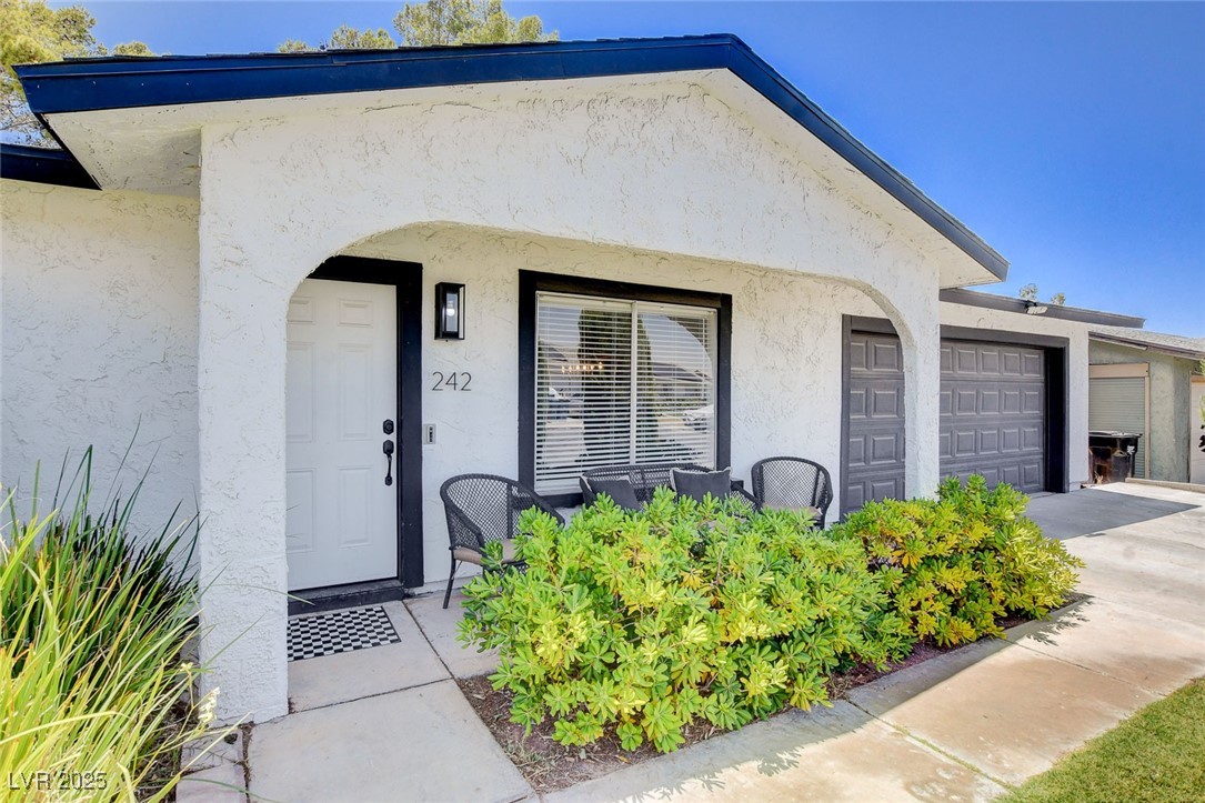 Properties 3 242 Fullerton Avenue