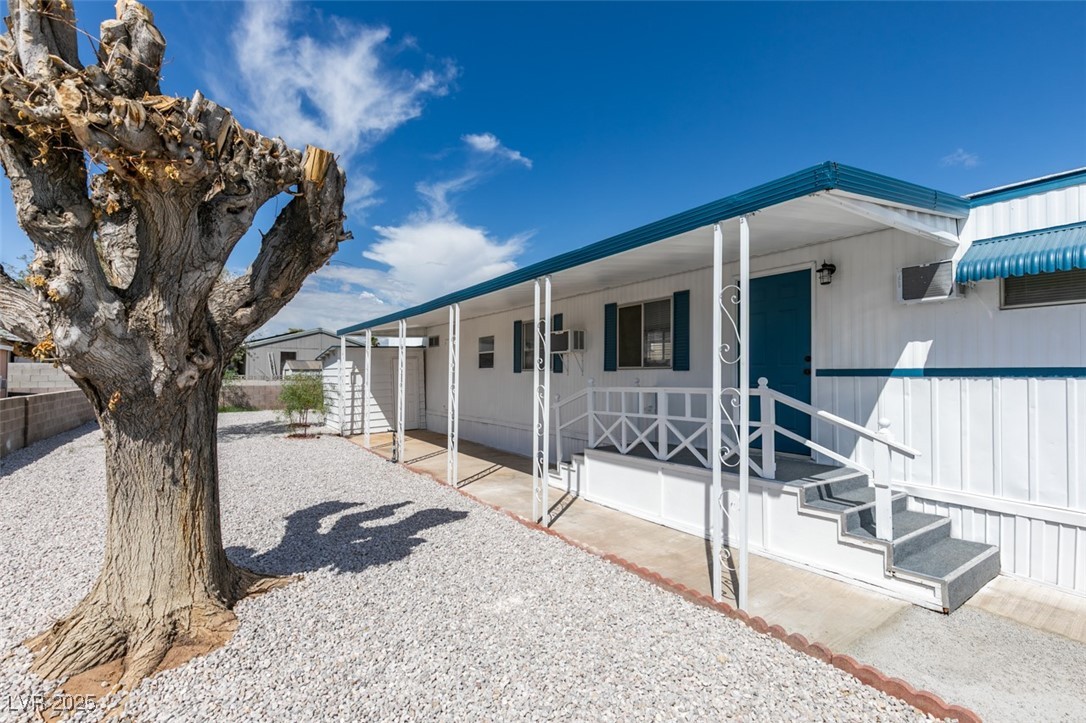 3481 Jewel Cave Drive