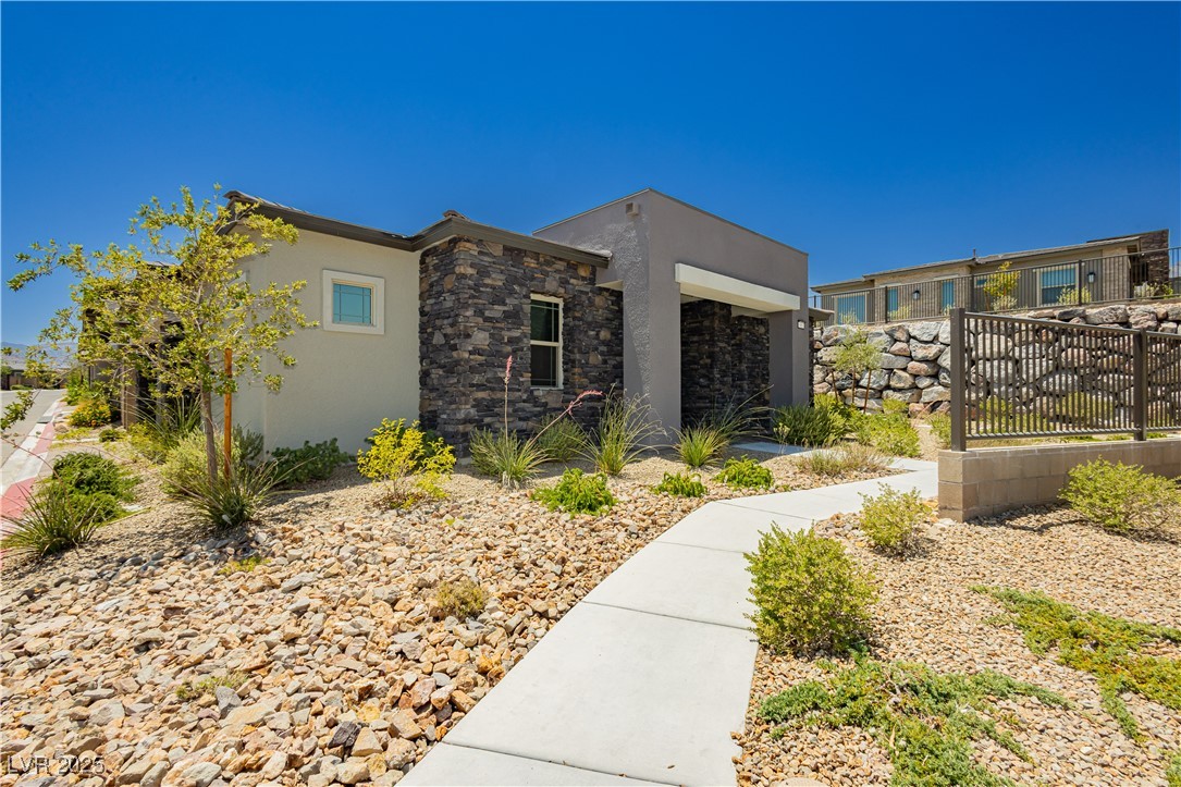 901 Allister Fields Lane