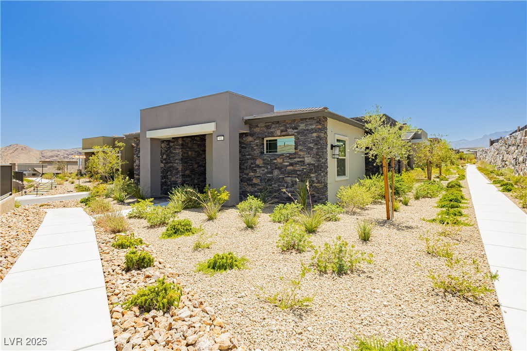 901 Allister Fields Lane