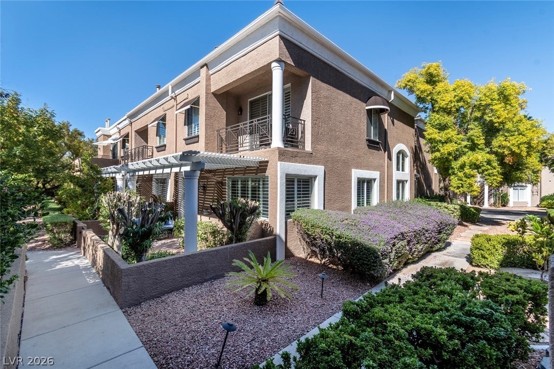 9425 San Laguna Court 105