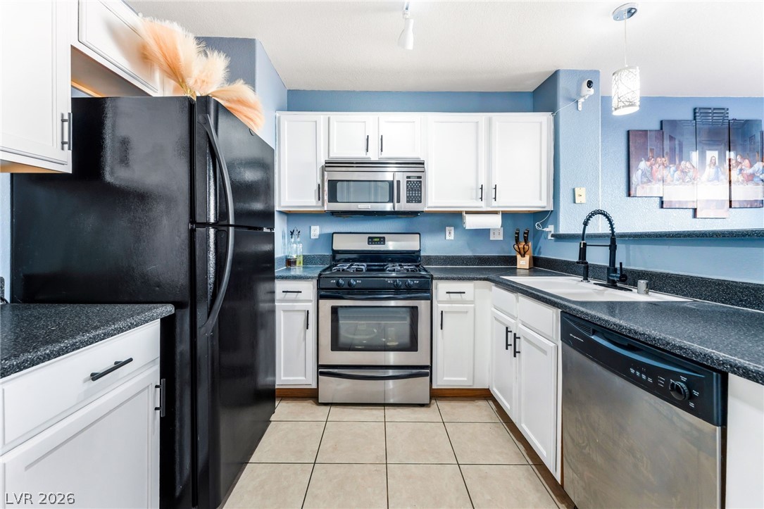4803 Leadership Court