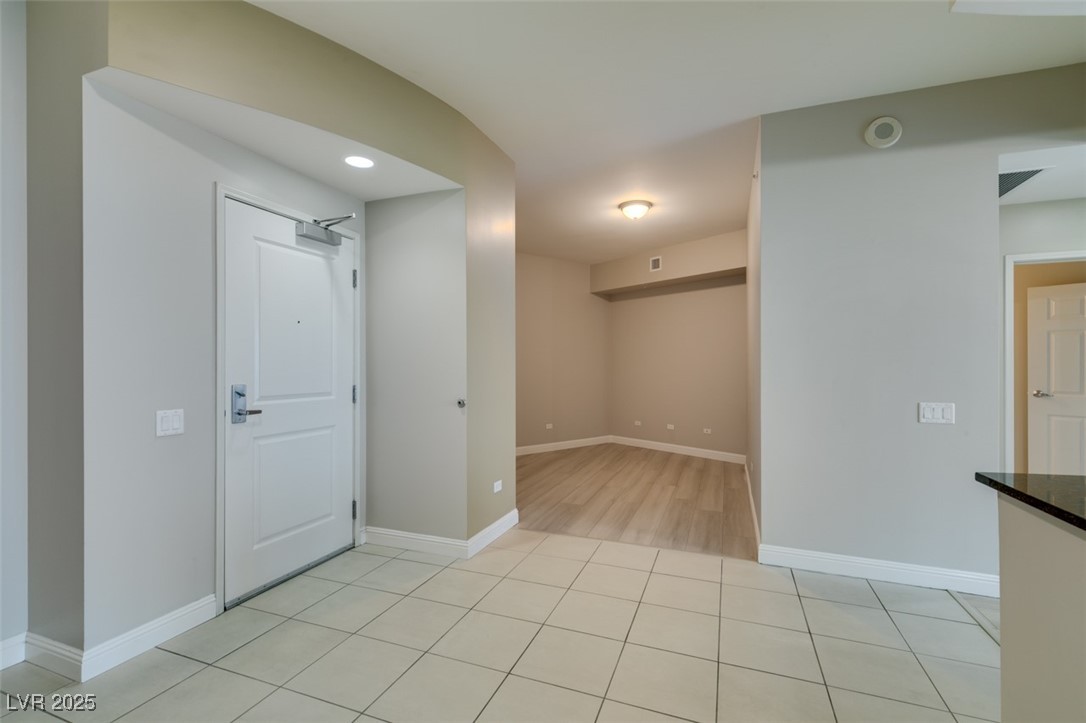 200 W Sahara Avenue 1510