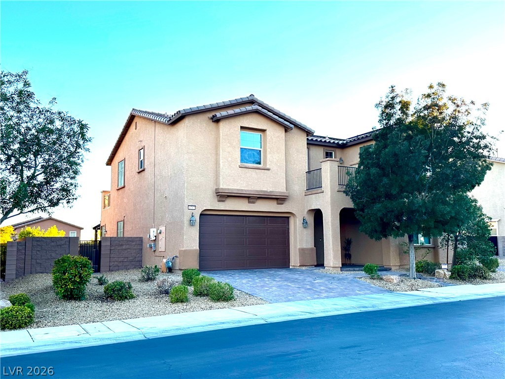 9767 Mosaic Canyon Court