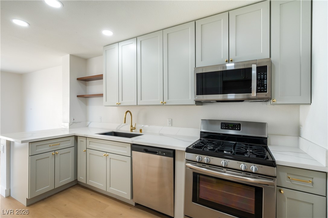 8468 Indigo Sky Avenue