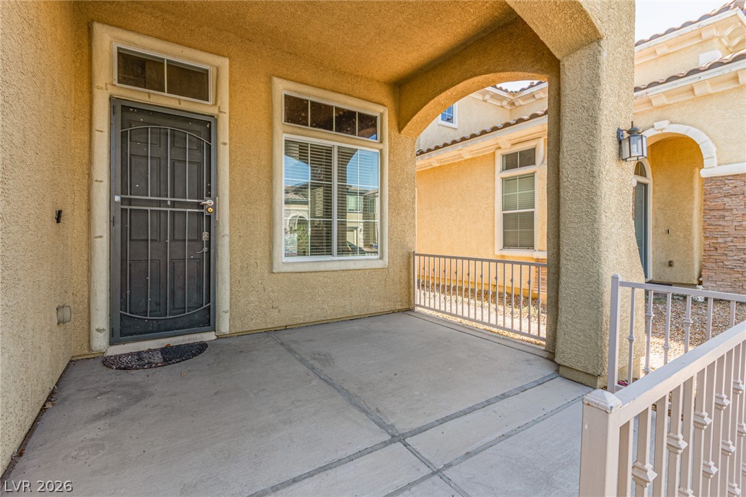 2621 Rainbow Glow Street