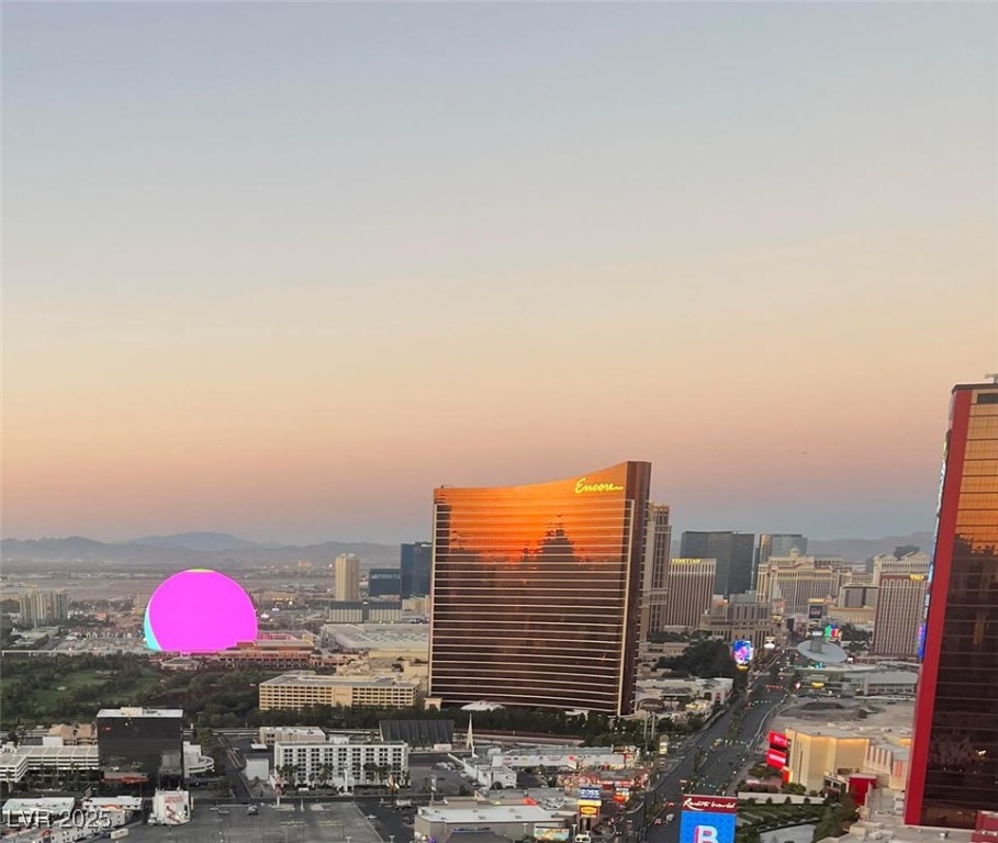 2700 Las Vegas Boulevard 4002