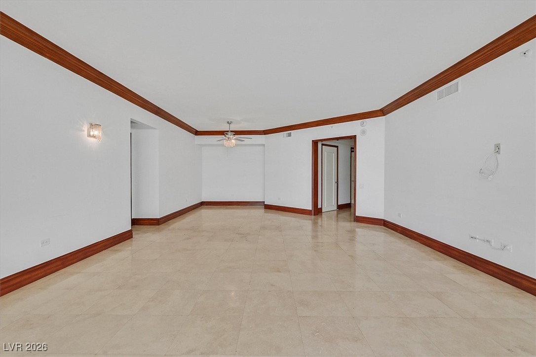 2877 Paradise Road 1804