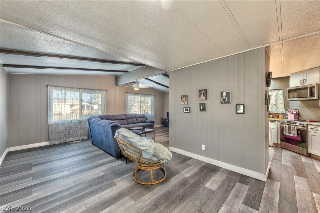 80 Vegas Valley Drive