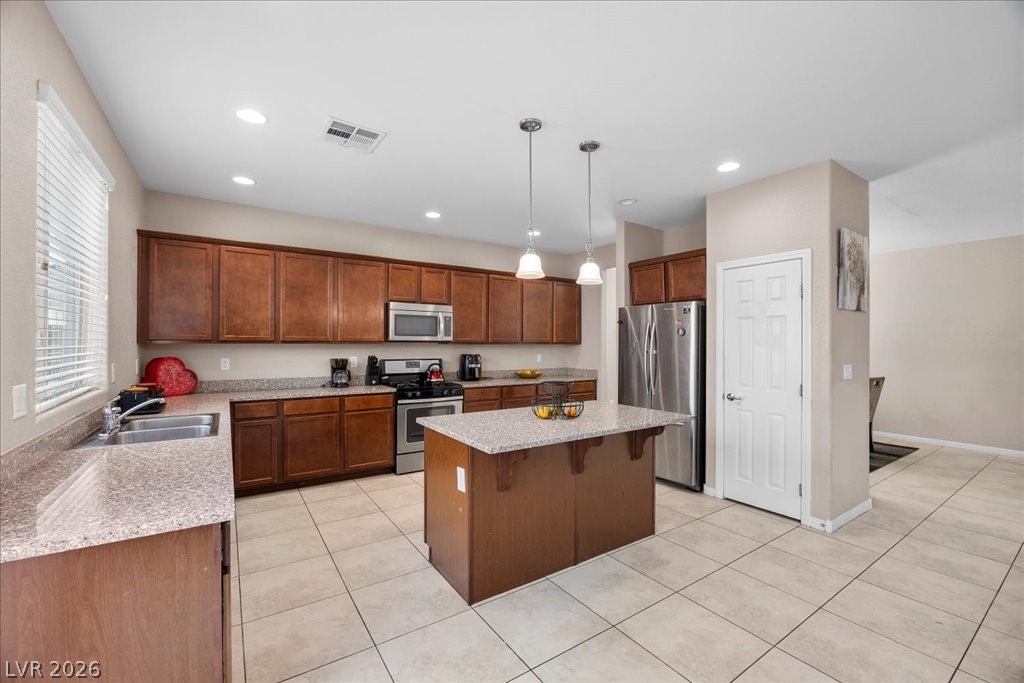 8258 Amtrak Express Avenue