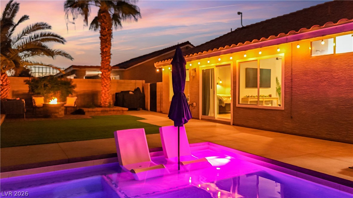 13 Beaver Ridge Avenue