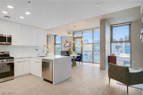 Condo For Rent - 353 E Bonneville Avenue #581<br/> Clark County, Las Vegas, NV 89101