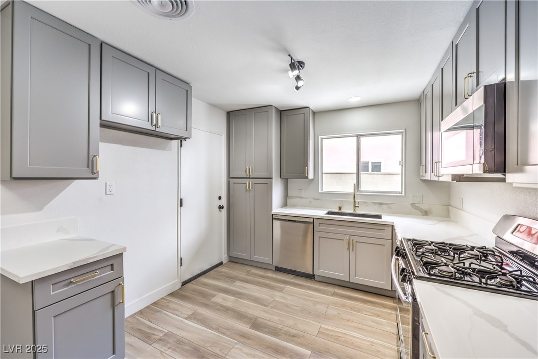 516 Donner Street, Las Vegas, Nevada image 1