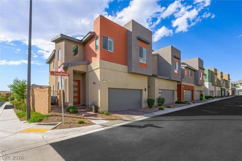 Townhouse For Sale - 3362 Santa Verdiana Street<br/> Henderson, NV 89044