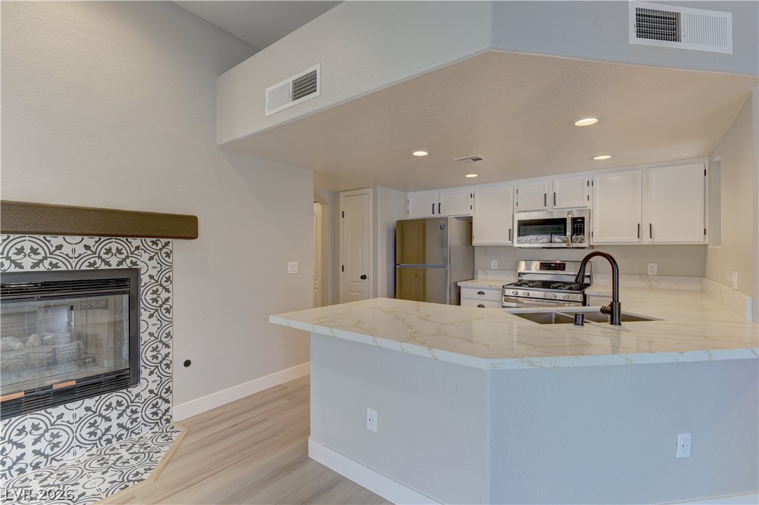 7400 W Flamingo Road 2056