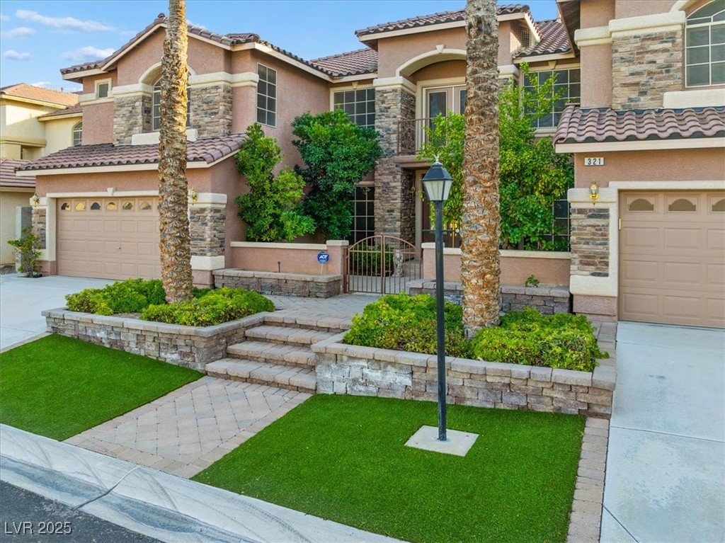 321 Whispering Tree Avenue