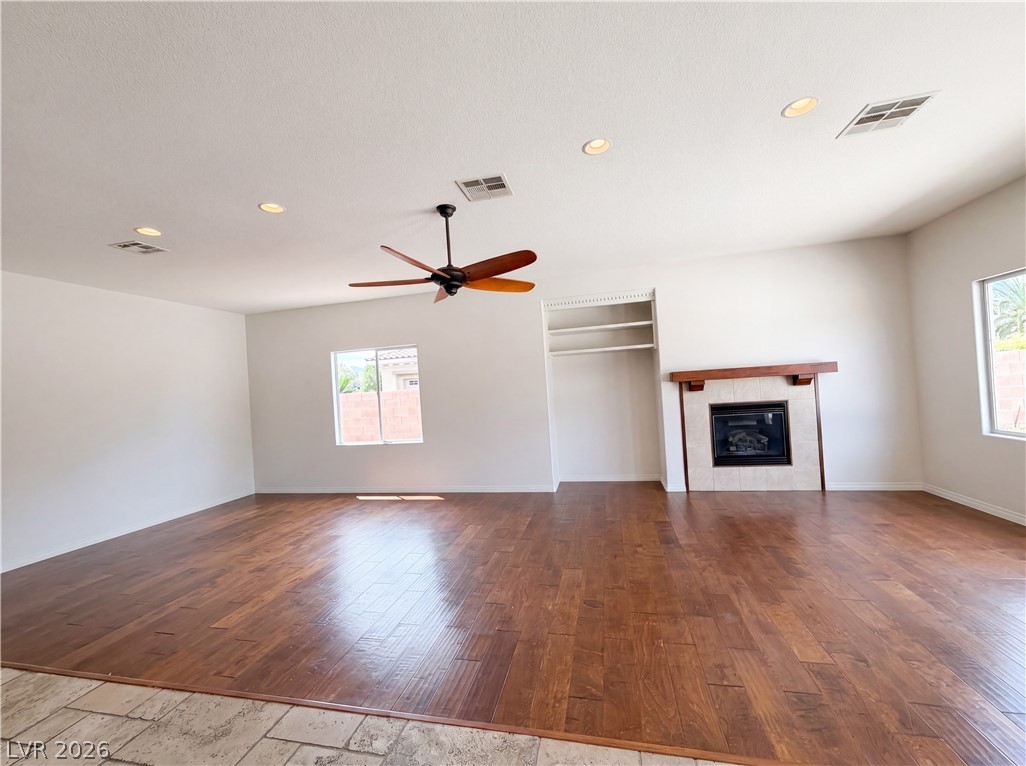 7112 Via Campanile Avenue