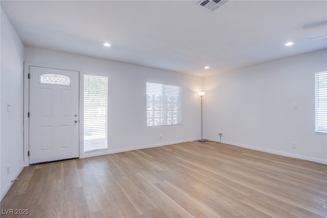 1393 Dorothy Avenue 1