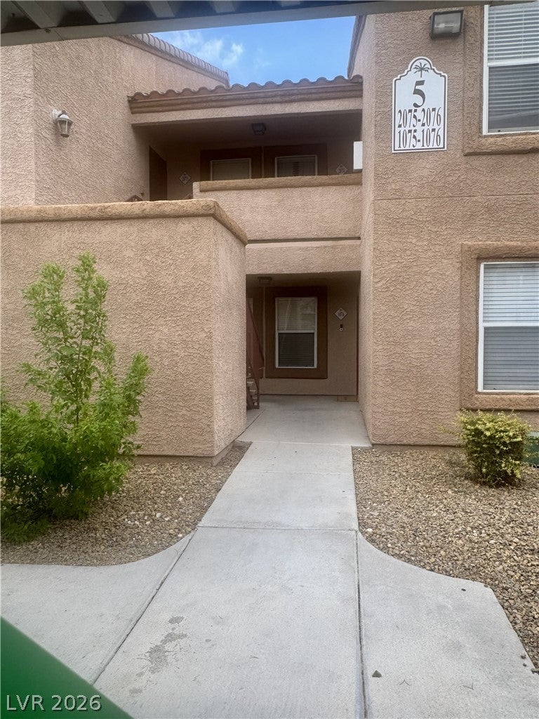 1150 N Buffalo Drive 1075