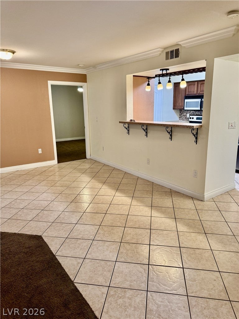 1150 N Buffalo Drive 1075