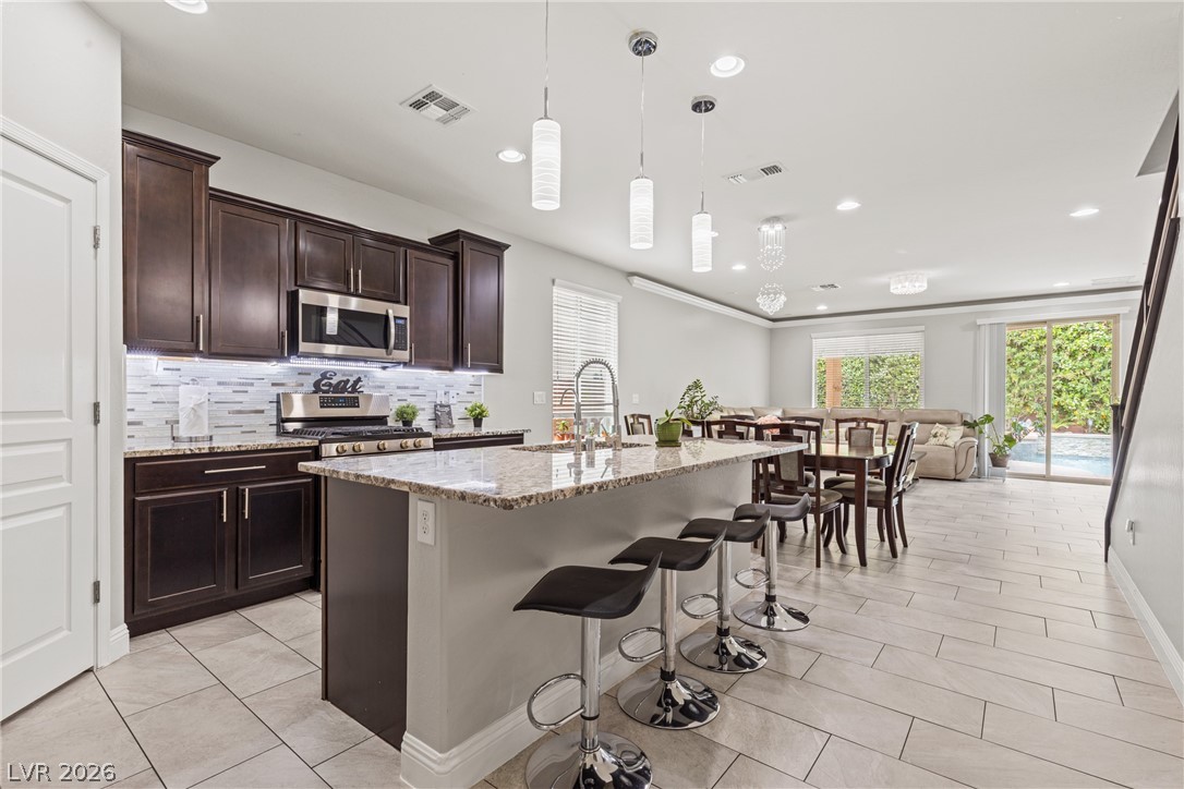 10999 Hunting Hawk Road