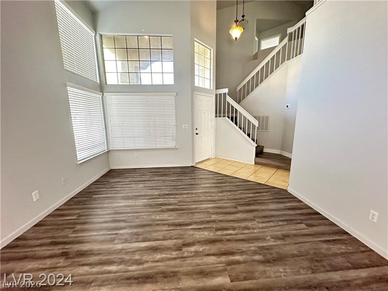 9253 MAGIC FLOWER Avenue