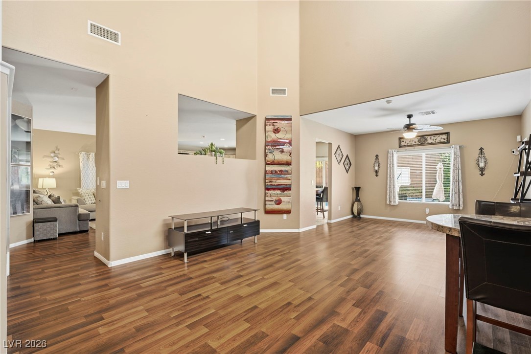 5021 Teal Petals Street